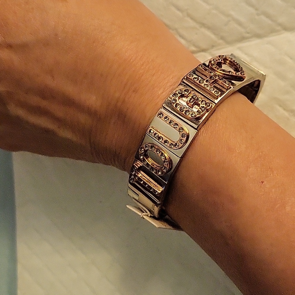 NWT  BCBGeneration  stretch metal Tough ♡bracelet